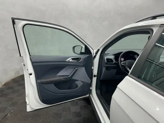 VOLKSWAGEN-T-CROSS-2023