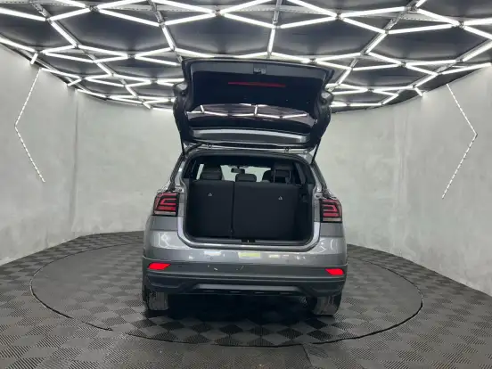 VOLKSWAGEN-T-CROSS-2024