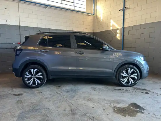 VOLKSWAGEN-T-CROSS-1.0 200 TSI TOTAL FLEX COMFORTLINE AUTOMÁTICO VOLKSWAGEN-T-CROSS-2024