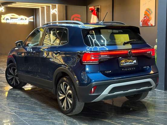 VOLKSWAGEN-T-CROSS-2025