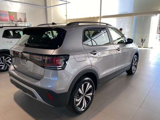 VOLKSWAGEN-T-CROSS-2026