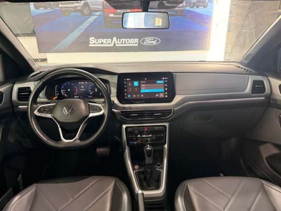 VOLKSWAGEN-T-CROSS-2024