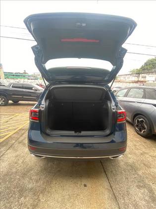 VOLKSWAGEN T-CROSS 1.0 200 TSI TOTAL FLEX COMFORTLINE AUTOMÁTICO