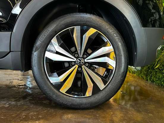 VOLKSWAGEN-T-CROSS-2024