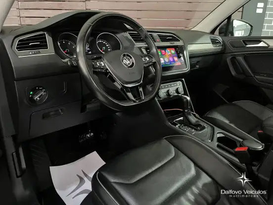 VOLKSWAGEN-TIGUAN-2019