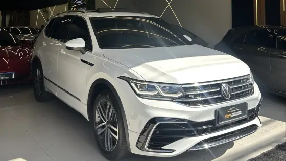 VOLKSWAGEN TIGUAN 2.0 300 TSI GASOLINA ALLSPACE R-LINE AUTOMÁTICO