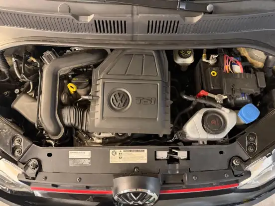 VOLKSWAGEN-UP-1.0 170 TSI TOTAL FLEX CONNECT 4P MANUAL VOLKSWAGEN-UP-2019