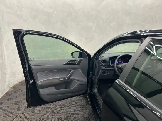 VOLKSWAGEN-VIRTUS-2024