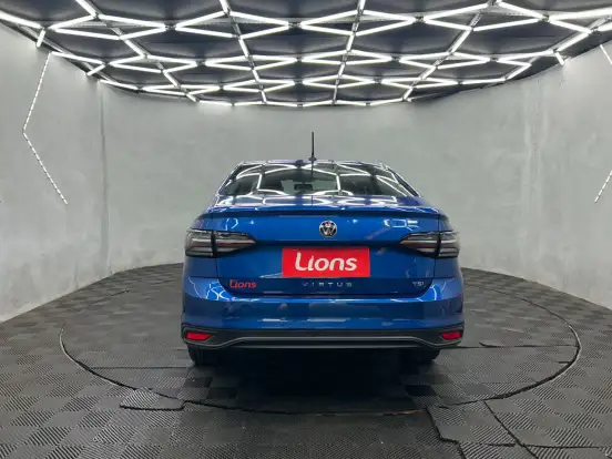 VOLKSWAGEN-VIRTUS-2025
