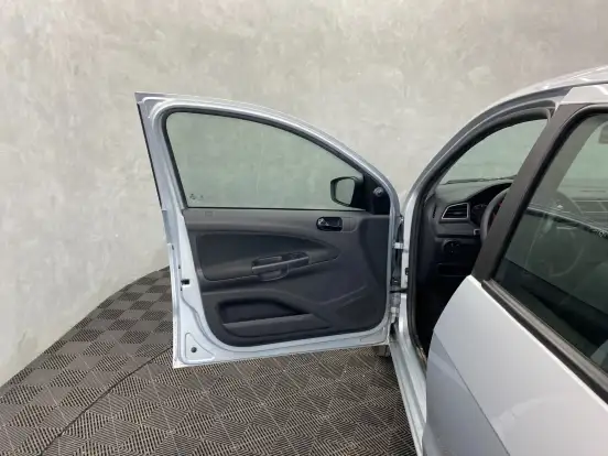 VOLKSWAGEN-VOYAGE-2020