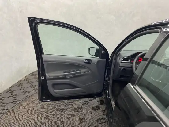 VOLKSWAGEN-VOYAGE-1.6 MSI TOTALFLEX 4P MANUAL VOLKSWAGEN-VOYAGE-2022