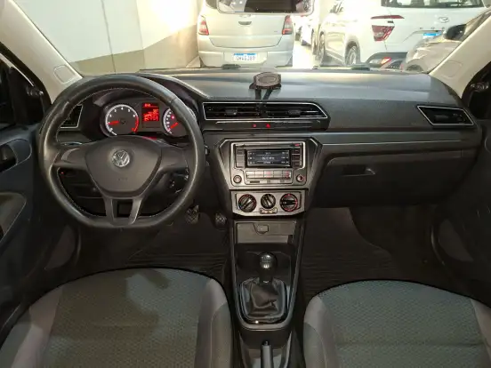 VOLKSWAGEN-VOYAGE-2022