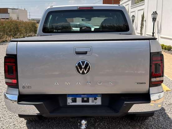 VOLKSWAGEN-AMAROK-3.0 V6 TDI DIESEL HIGHLINE CD 4MOTION AUTOMÁTICO VOLKSWAGEN-AMAROK-2025