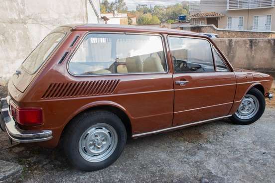VOLKSWAGEN-BRASILIA-1975