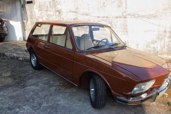 VOLKSWAGEN-BRASILIA-1975