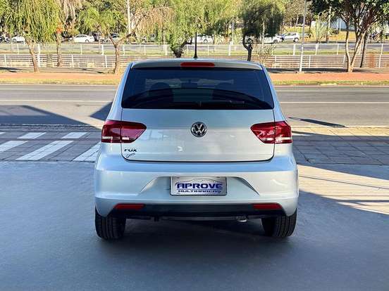 VOLKSWAGEN-FOX-2016