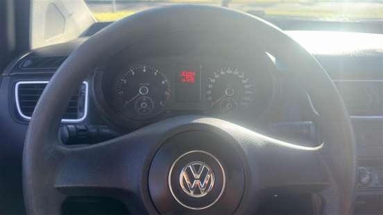 VOLKSWAGEN-FOX-2012