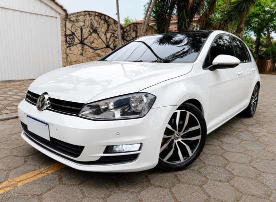 VOLKSWAGEN-GOLF-1.4 TSI HIGHLINE 16V GASOLINA 4P AUTOMÁTICO VOLKSWAGEN-GOLF-2014