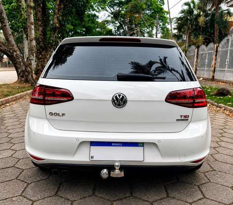 VOLKSWAGEN-GOLF-2014