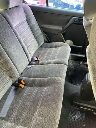 VOLKSWAGEN-GOLF-1995