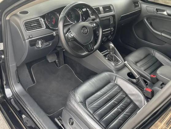 VOLKSWAGEN JETTA 2.0 TSI HIGHLINE 211CV GASOLINA 4P TIPTRONIC