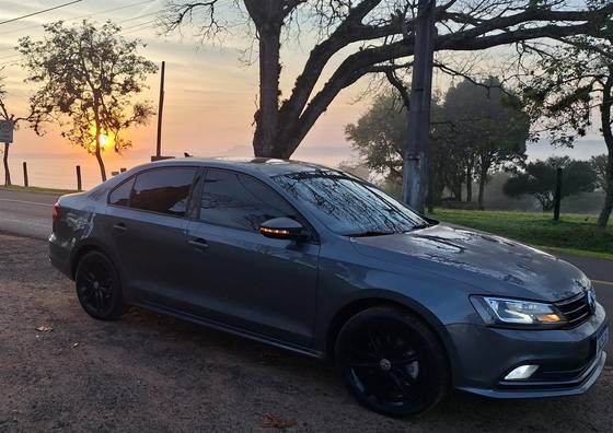 VOLKSWAGEN JETTA 2.0 TSI HIGHLINE 211CV GASOLINA 4P TIPTRONIC