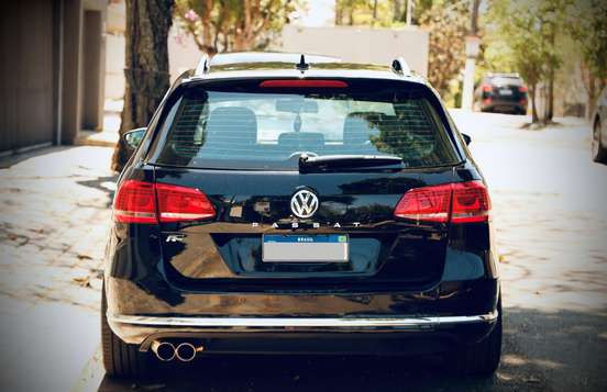 VOLKSWAGEN-PASSAT-2.0 TSI HIGLHINE VARIANT GASOLINA 4P AUTOMATIZADO VOLKSWAGEN-PASSAT-2011