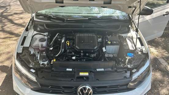VOLKSWAGEN-POLO-2024