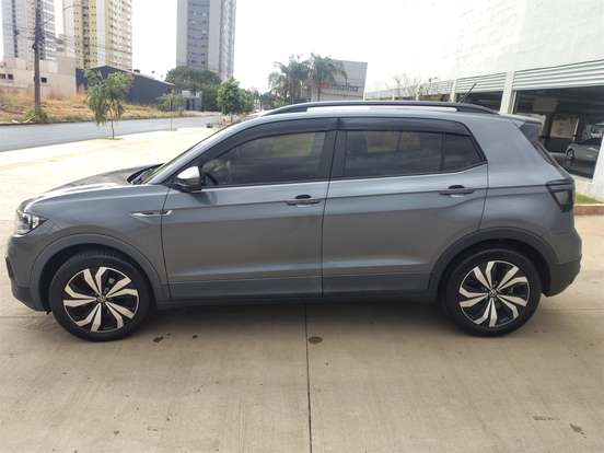 VOLKSWAGEN-T-CROSS-2022
