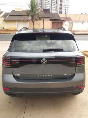 VOLKSWAGEN-T-CROSS-2022