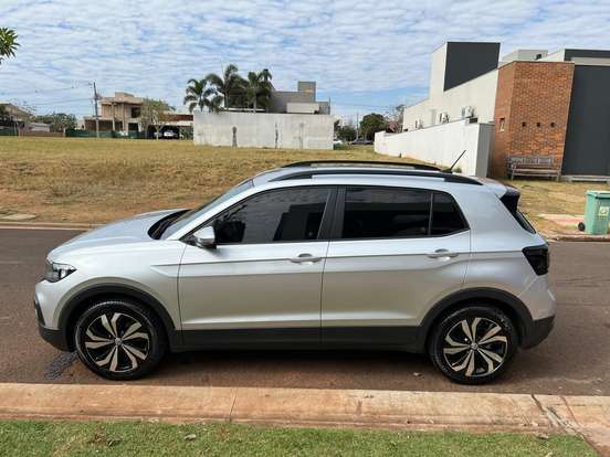 VOLKSWAGEN-T-CROSS-1.0 200 TSI TOTAL FLEX AUTOMÁTICO VOLKSWAGEN-T-CROSS-2021