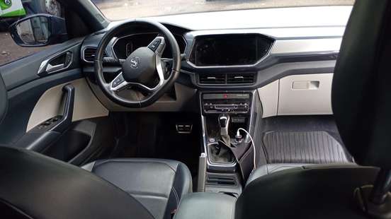 VOLKSWAGEN-T-CROSS-1.4 250 TSI TOTAL FLEX HIGHLINE AUTOMÁTICO VOLKSWAGEN-T-CROSS-2024