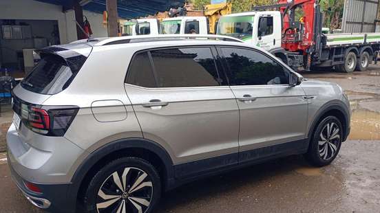 VOLKSWAGEN-T-CROSS-2024