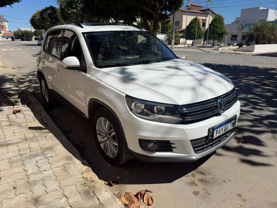 VOLKSWAGEN-TIGUAN-1.4 TSI 16V TURBO GASOLINA 4P DSG VOLKSWAGEN-TIGUAN-2016