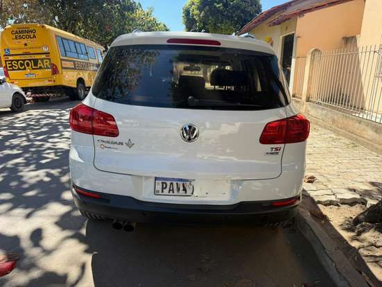 VOLKSWAGEN-TIGUAN-2016