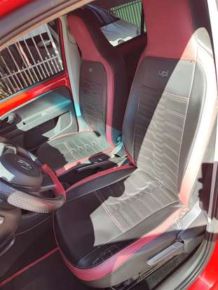 VOLKSWAGEN-UP-2014