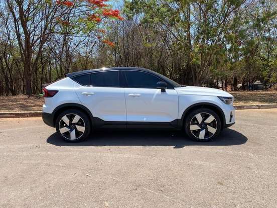 VOLVO-C40-P8 RECHARGE PURE ELECTRIC AWD VOLVO-C40-2022