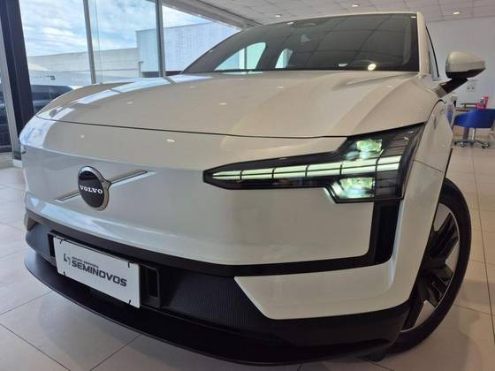 VOLVO EX30 69 KW ELÉTRICO CORE