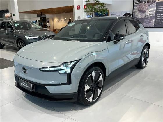 VOLVO EX30 69 KW ELÉTRICO ULTRA