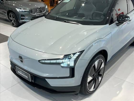 VOLVO EX30 69 KW ELÉTRICO ULTRA
