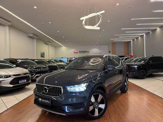 VOLVO XC40 1.5 T5 RECHARGE INSCRIPTION GEARTRONIC