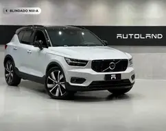 VOLVO XC40 1.5 T5 RECHARGE R-DESIGN GEARTRONIC VOLVO XC40 1.5 T5 RECHARGE R-DESIGN GEARTRONIC