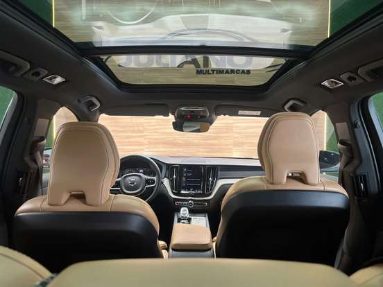VOLVO-XC40-2.0 T4 GASOLINA INSCRIPTION GEARTRONIC VOLVO-XC40-2019