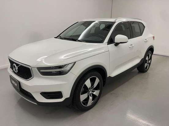 VOLVO-XC40-2.0 T5 GASOLINA MOMENTUM AWD GEARTRONIC VOLVO-XC40-2018