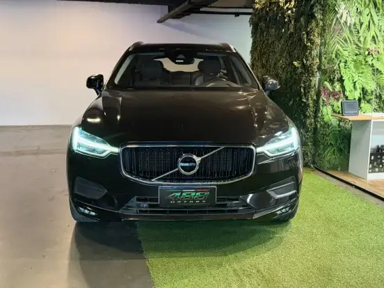 VOLVO-XC60-2.0 T5 GASOLINA MOMENTUM AWD GEARTRONIC VOLVO-XC60-2017