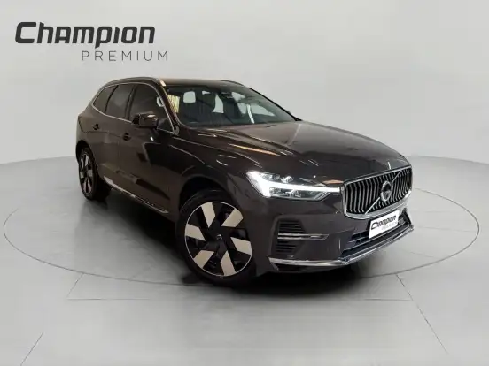 VOLVO-XC60-2023