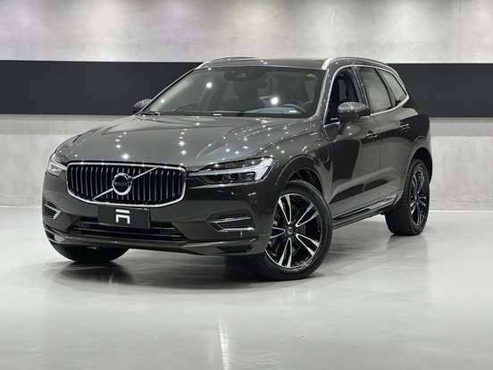 VOLVO-XC60-2020
