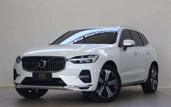 VOLVO-XC60-2.0 T8 RECHARGE PLUS AWD GEARTRONIC VOLVO-XC60-2024