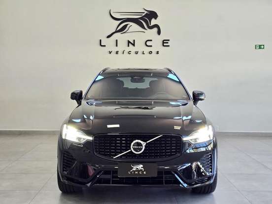 VOLVO-XC60-2021