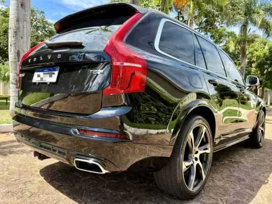 VOLVO-XC90-2019